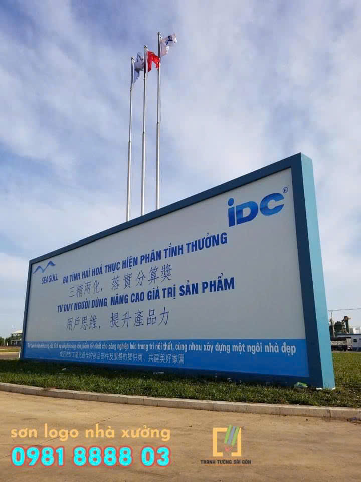 nhận vẽ logo tên công ty viết chữ lên tường chuyên nghiệp - sơn logo lên công ty